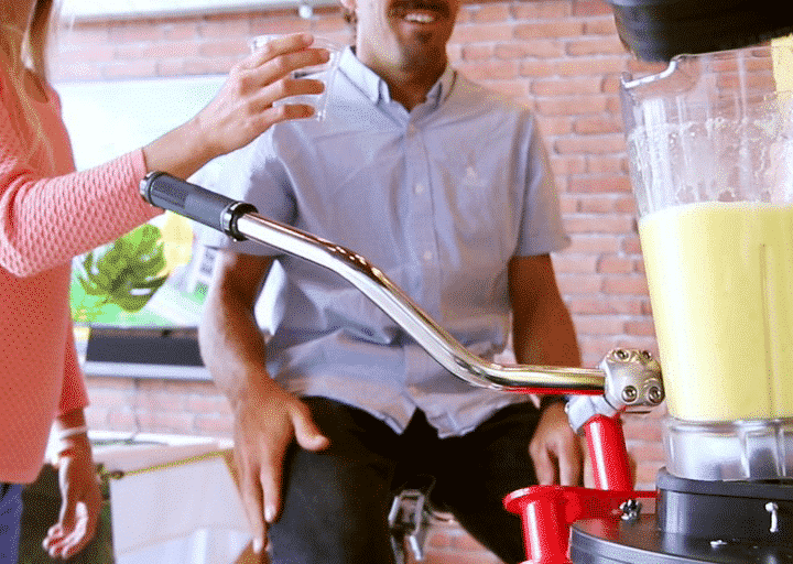 Client vélo à smoothie